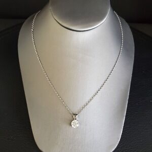 KENNETH J LANE Crystal Solitaire Pendant Necklace Womens Silver Tone Adjustable